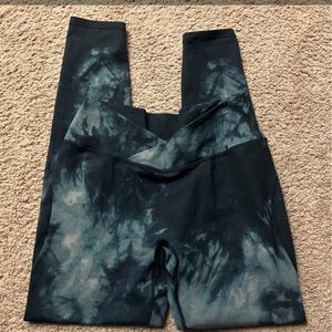Alphalete Oil Stain Surface Legging